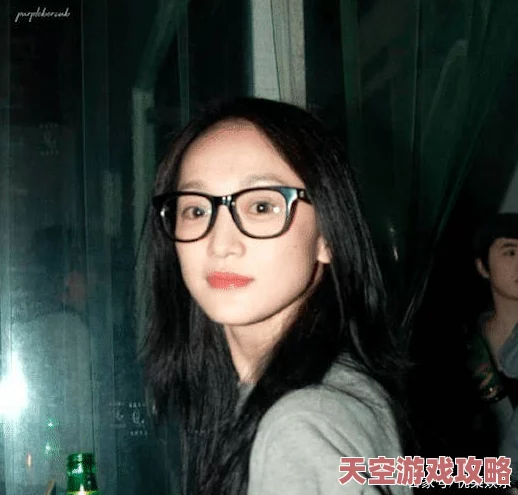 年轻的小婊6线观高清旺角的天空2之男燒衣